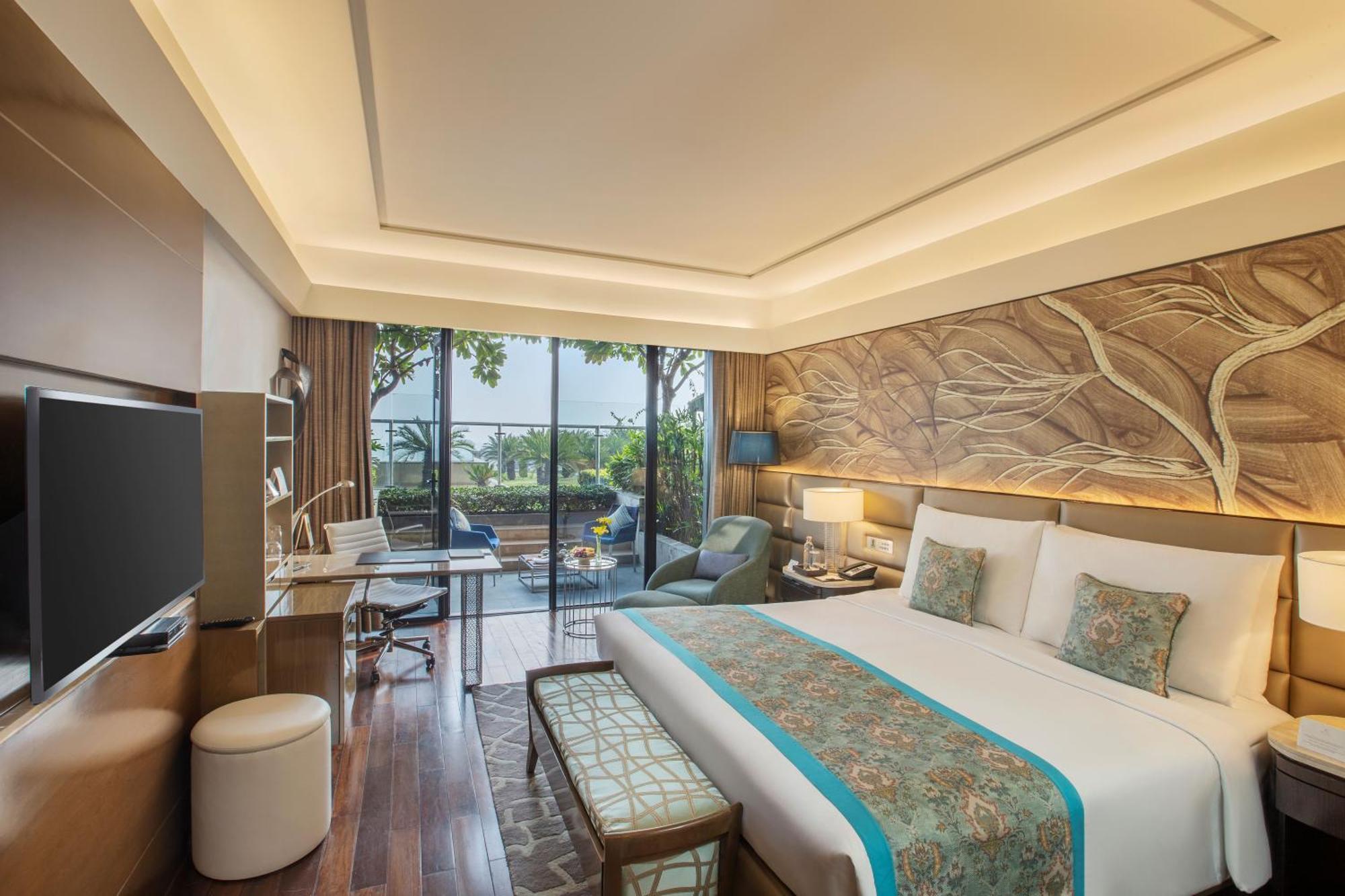 The Leela Ambience Convention Hotel Delhi Nowe Delhi Zewnętrze zdjęcie