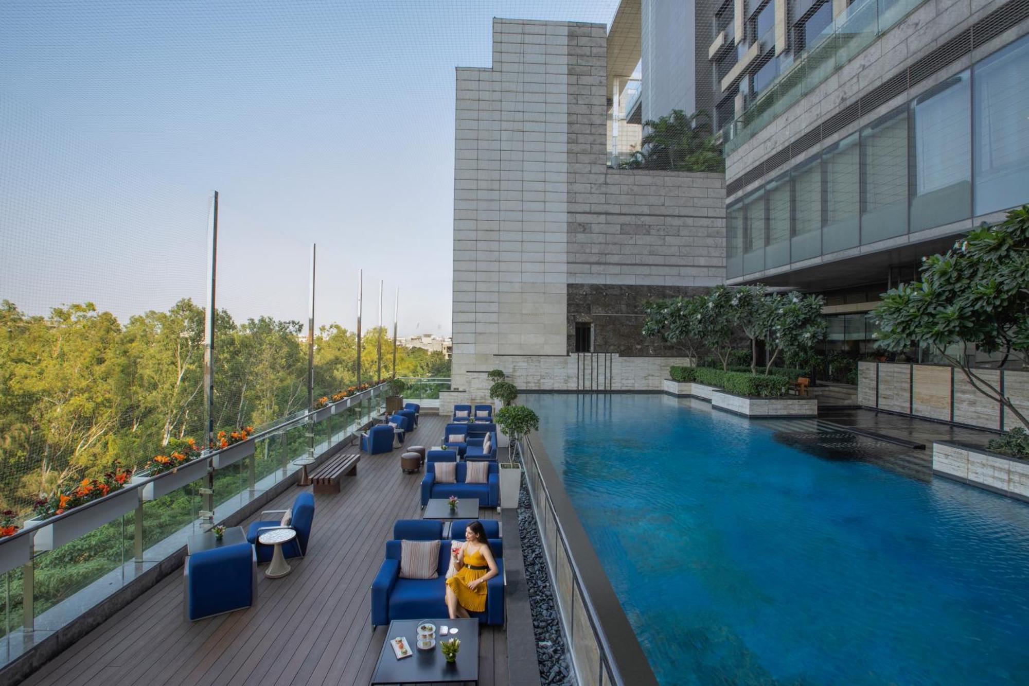 The Leela Ambience Convention Hotel Delhi Nowe Delhi Zewnętrze zdjęcie The Park, New Delhi