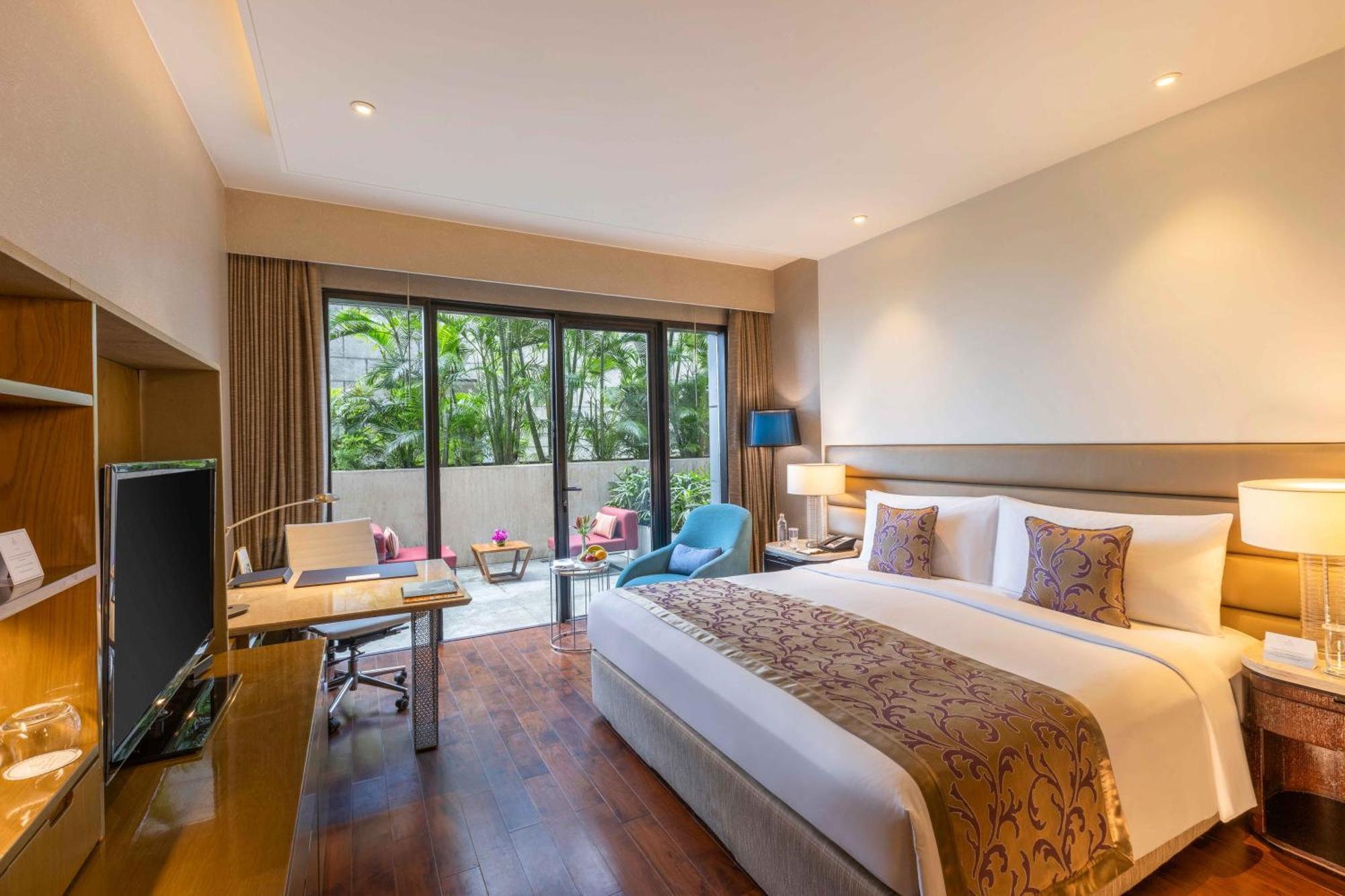 The Leela Ambience Convention Hotel Delhi Nowe Delhi Zewnętrze zdjęcie Deluxe Room