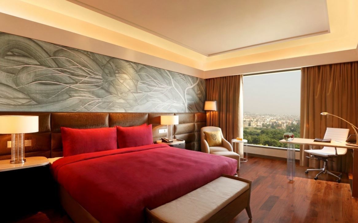 The Leela Ambience Convention Hotel Delhi Nowe Delhi Zewnętrze zdjęcie A room at The Park, New Delhi